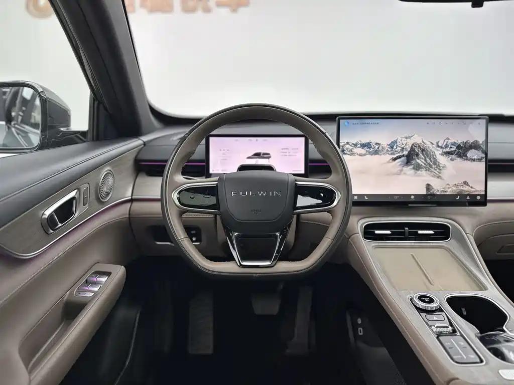 Fengyun T8 1.5 T 130 km Premium 5-seat