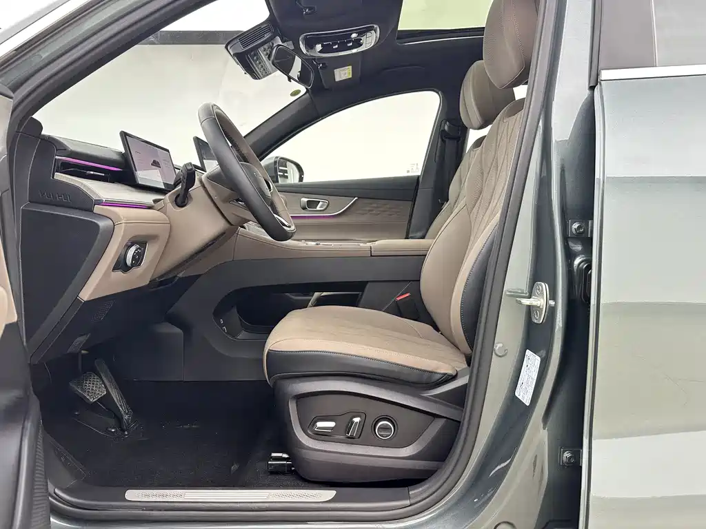 Fengyun T8 1.5 T 130 km Premium 5-seat