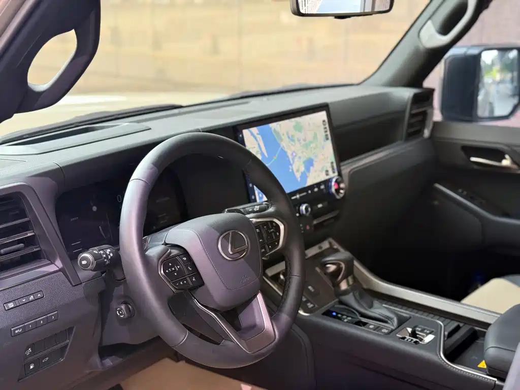 Lexus GX OVERTRAIL Far Peak