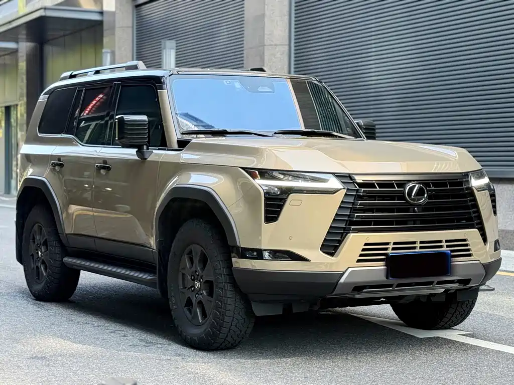 Lexus GX OVERTRAIL Far Peak