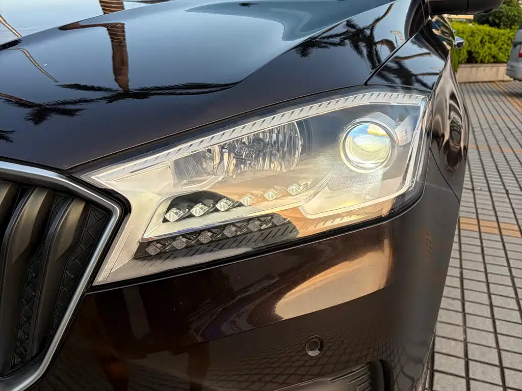 Borgward BX7 28 T 4 WD Flagship 5-seat