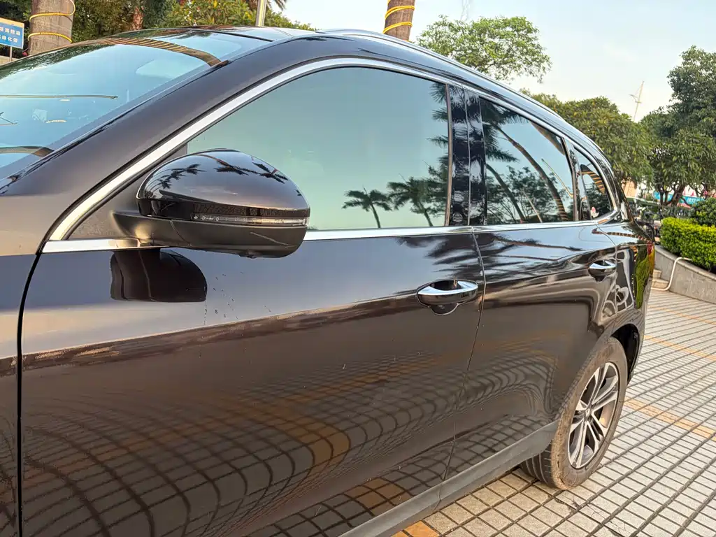 Borgward BX7 28 T 4 WD Flagship 5-seat