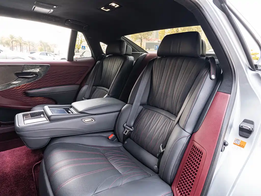 Lexus LS 500 h Executive
