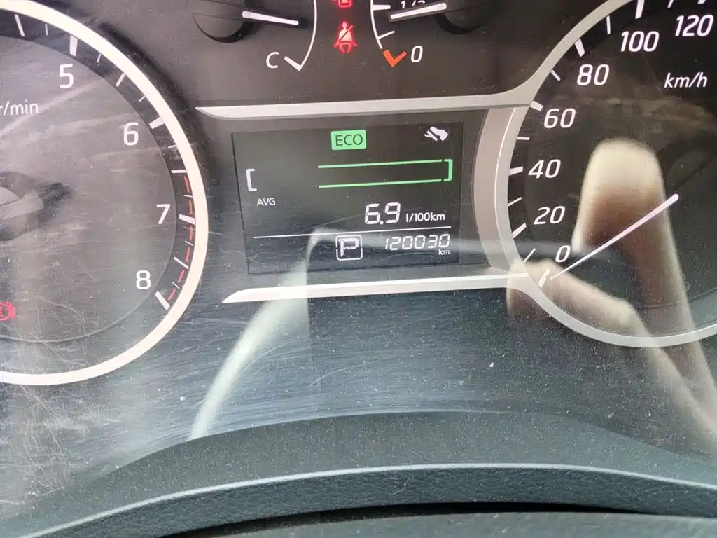 Lannia 1.6 L CVT Smart Cool