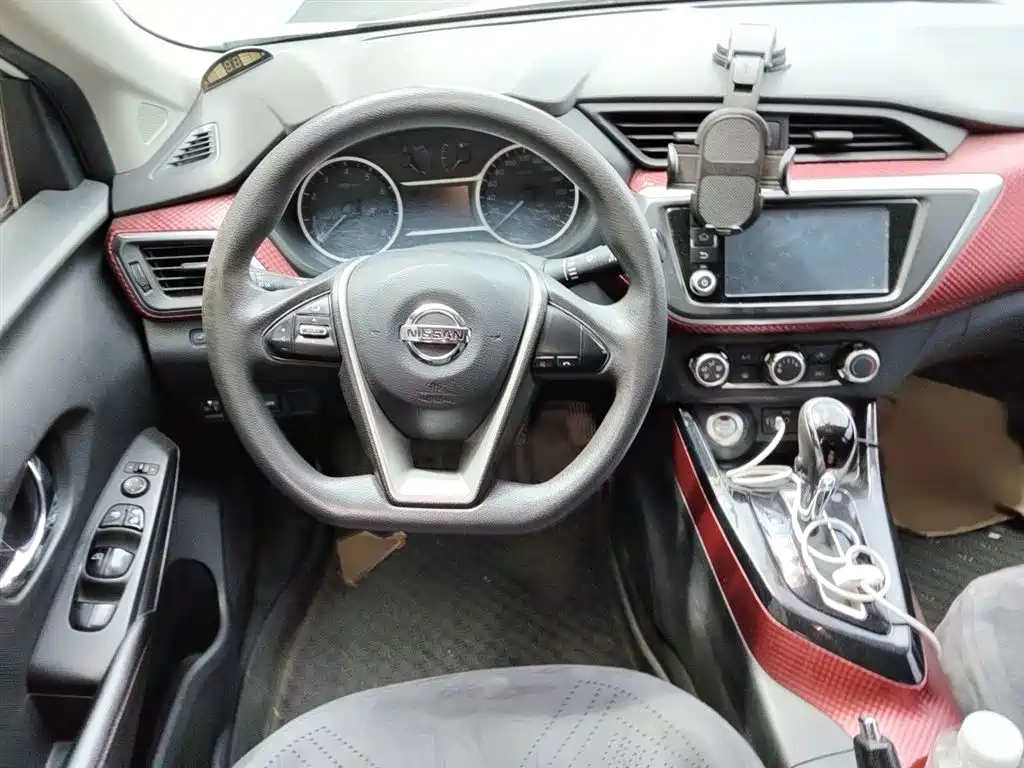 Lannia 1.6 L CVT Smart Cool