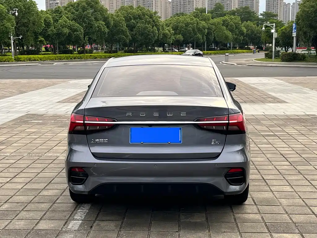 Roewe i5 1.5 L CVT Platinum