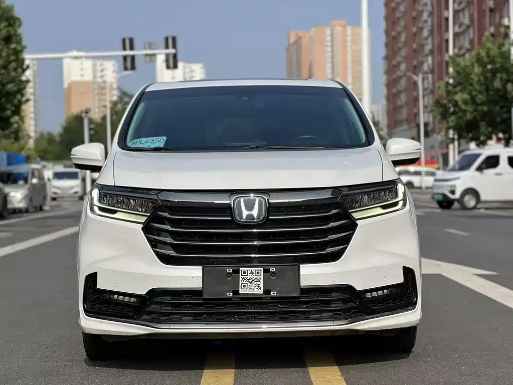 Odyssey 2.0 L e:HEV Sharp· Shine Enjoyment
