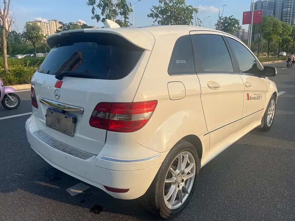 Mercedes-Benz B-Class B 200 Luxury