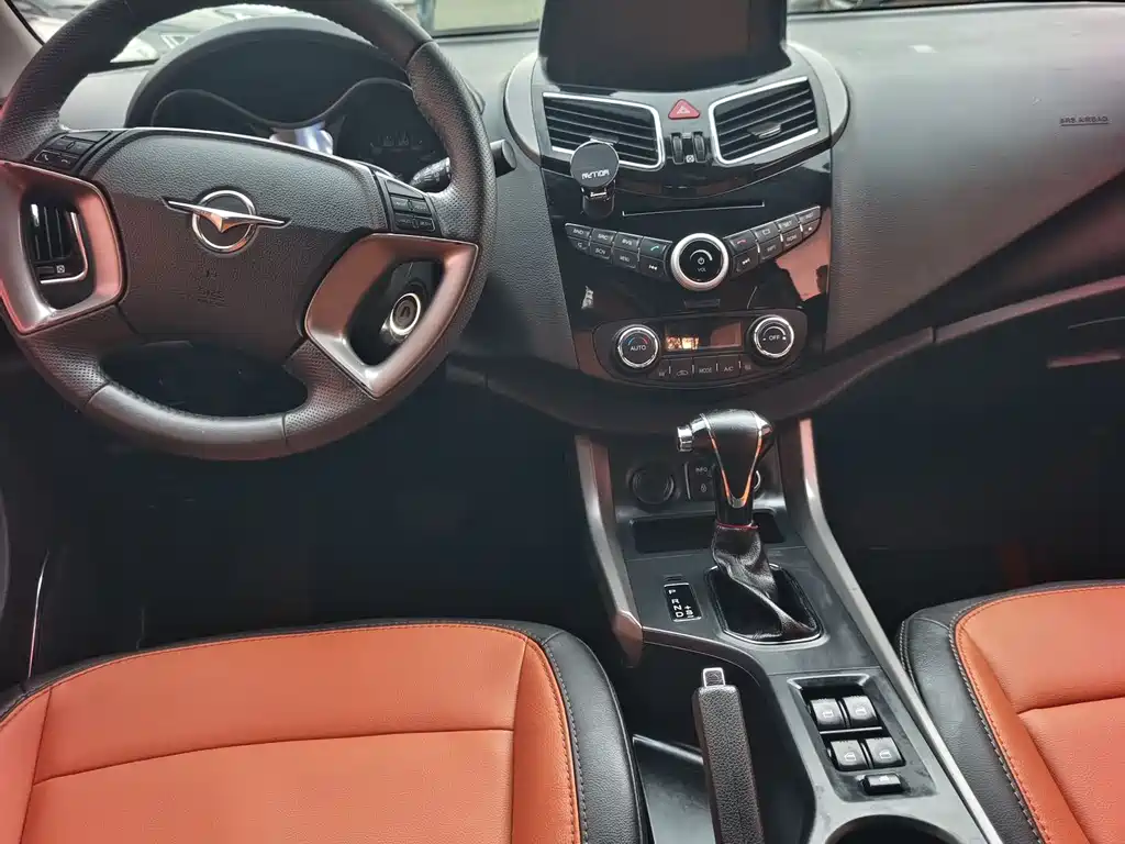 Haima S5 海马S5 2017款 强动力版 1.5 T CVT尊贵型