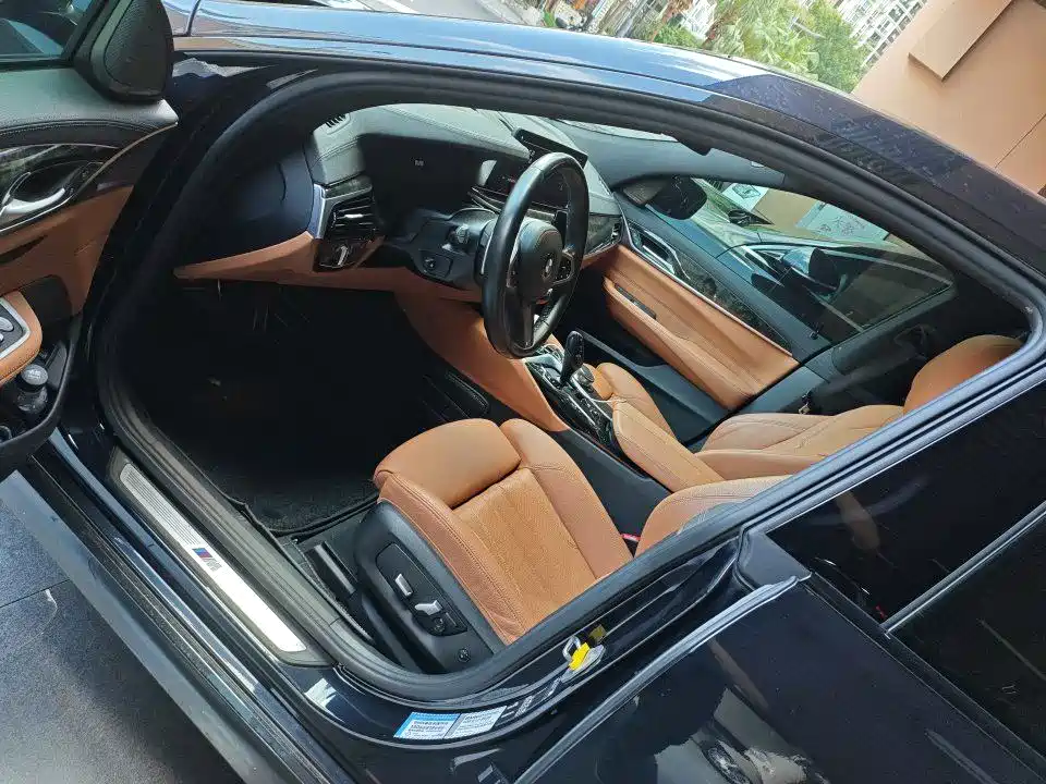 BMW 6 Series GT 630 i M Sport Package