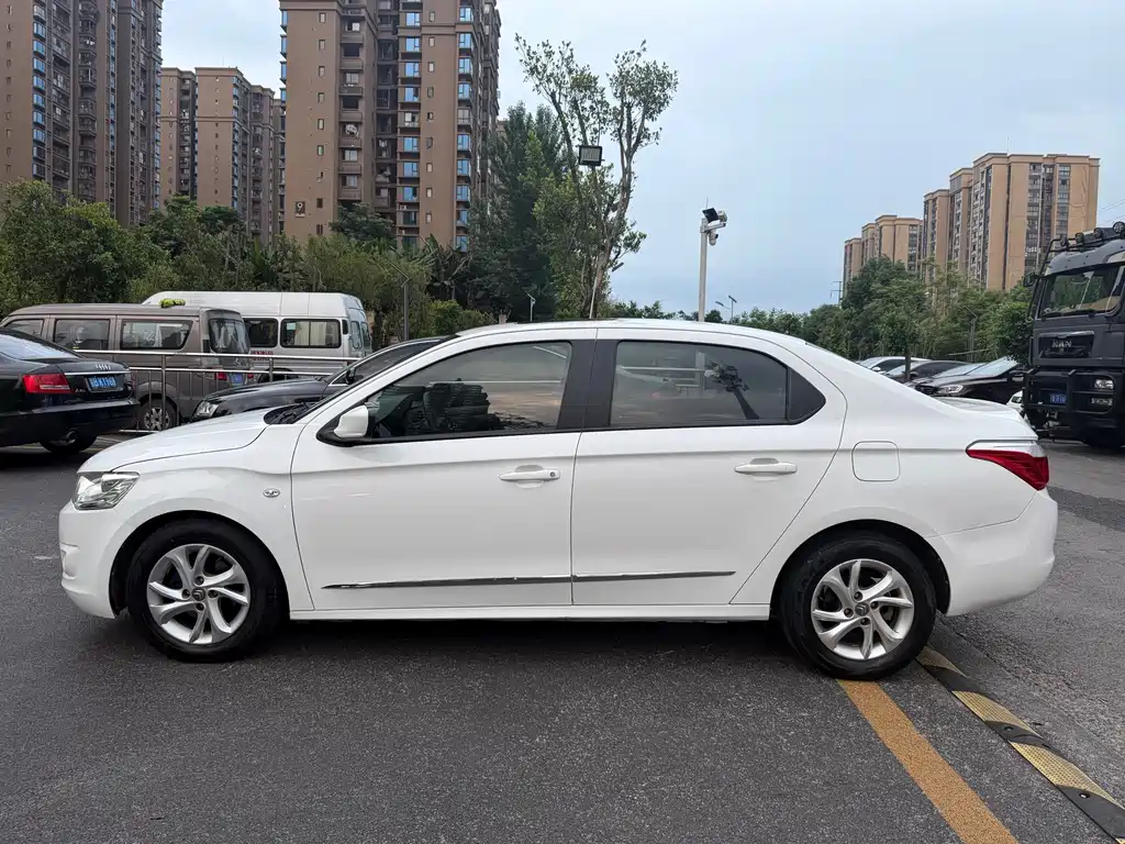 Elysee 1.6 L Auto Comfort