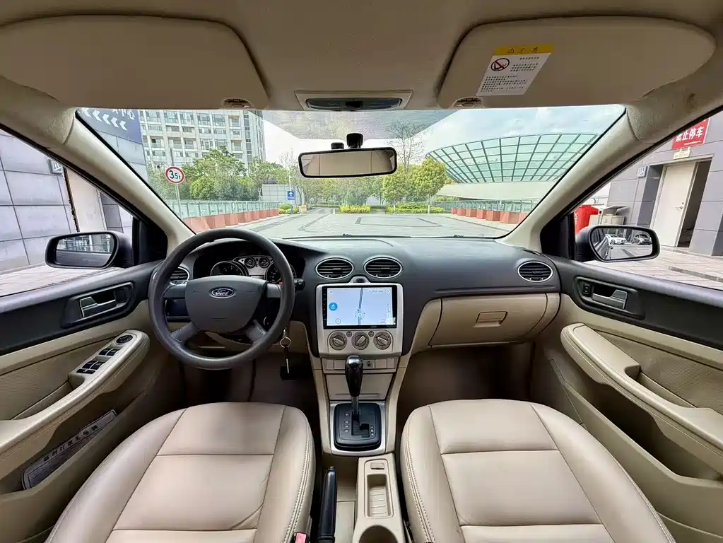 Focus Sedan Classic 1.8 L Auto Basic