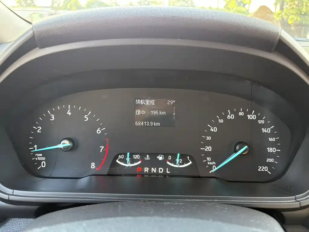 EcoSport 1.5 L Auto Platinum Wing