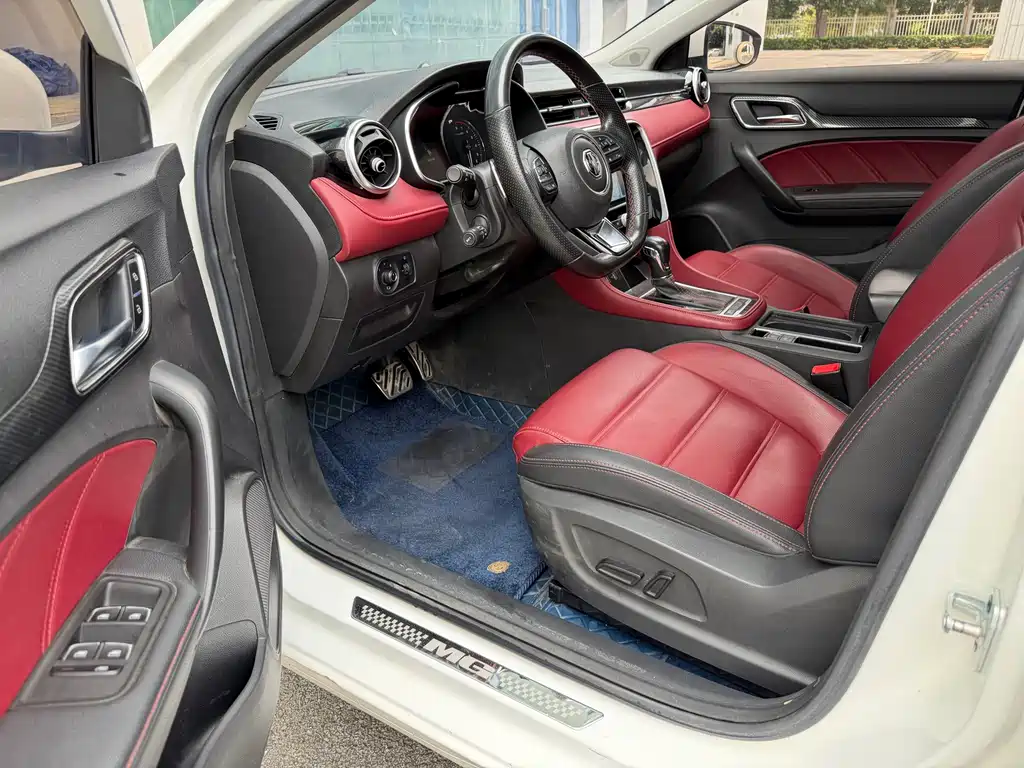 MG6 20 T Auto Trophy Premium Internet CN-V