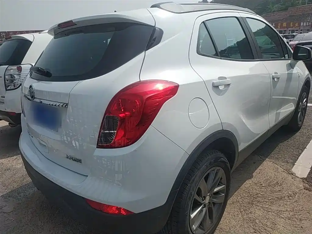 Encore 18 T Auto 2 WD Urban Leading