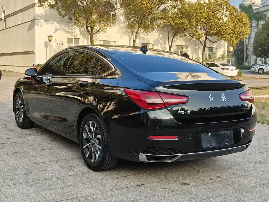 Hongqi H5 Classic 1.5 T DCT Flagship Joy