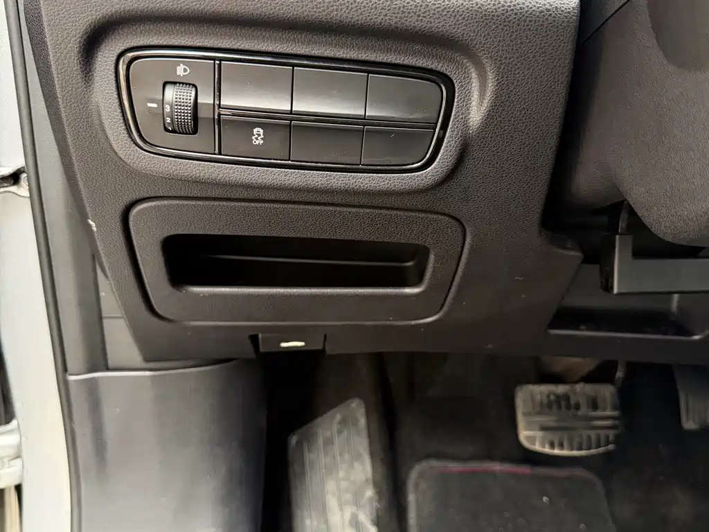 Trumpchi GA4 200 T Auto Luxury