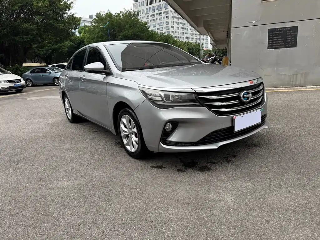 Trumpchi GA4 200 T Auto Luxury