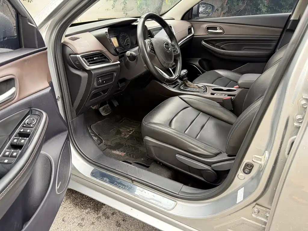 Trumpchi GA4 200 T Auto Luxury