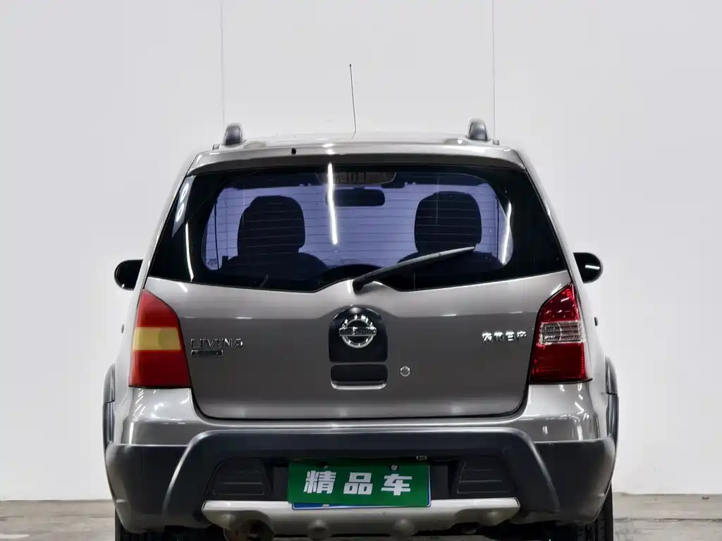 Livina 骊威 2010款 劲锐版 1.6 L 自动标准型