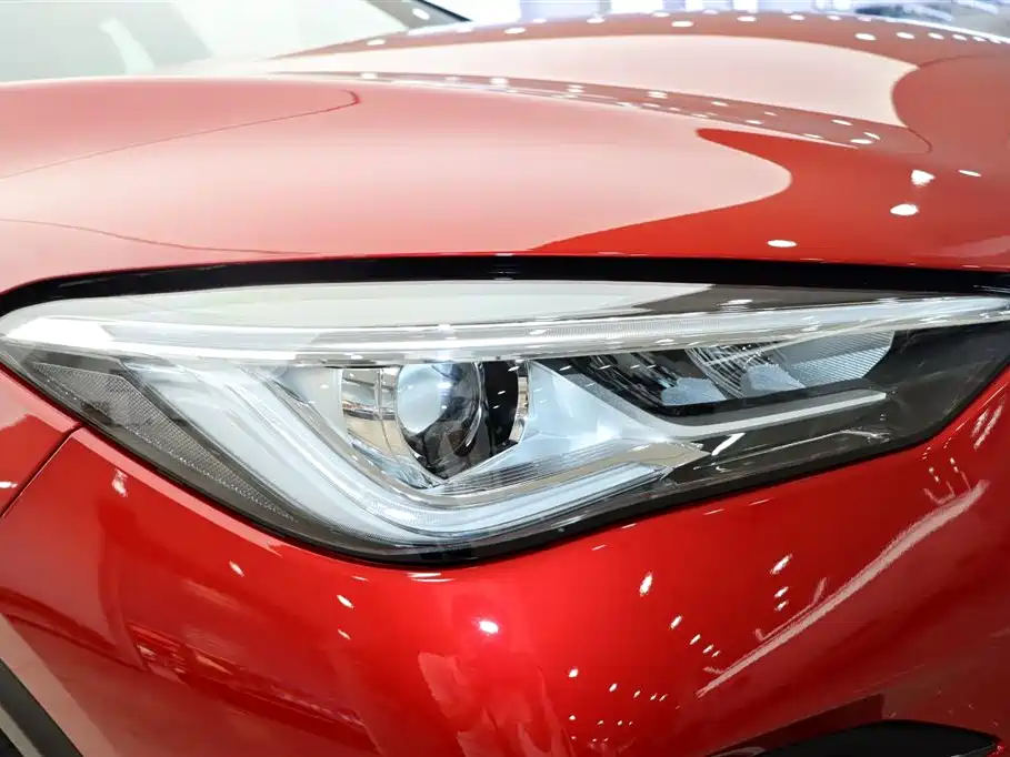Infiniti QX55 英菲尼迪QX55 2022款 2.0 T 四驱耀享版