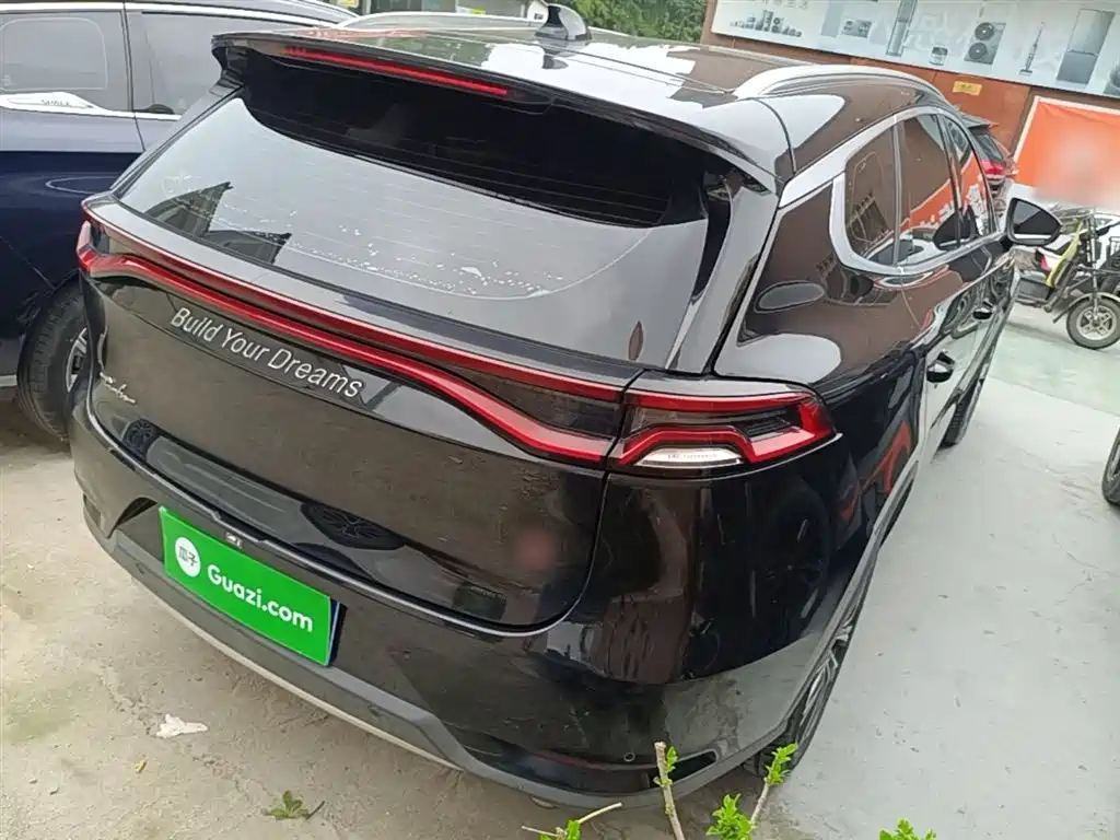 Tang 2.0 T Auto Connected Honored 7-seat CN-V