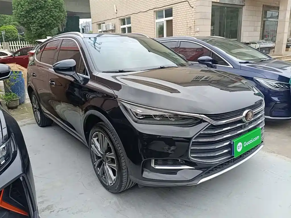 Tang 2.0 T Auto Connected Honored 7-seat CN-V