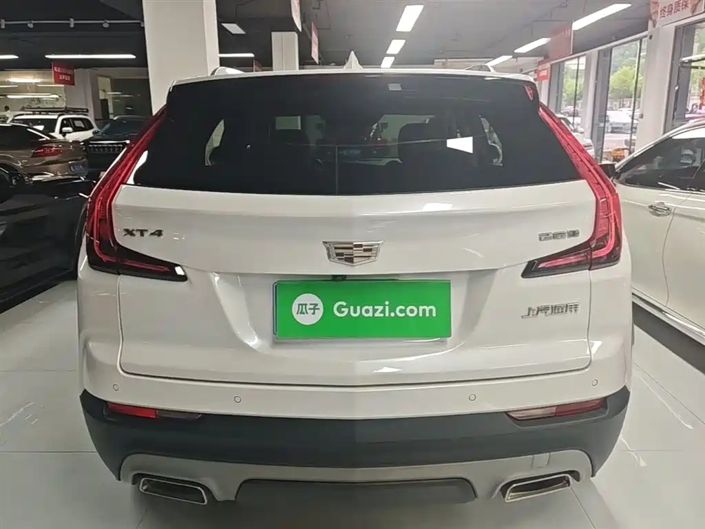 Cadillac XT4 28 T 2 WD Luxury