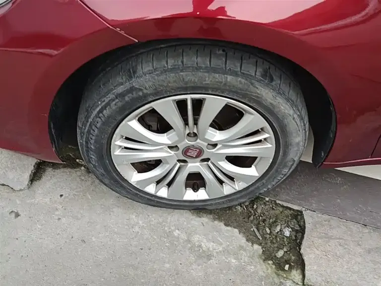 Fiat Viaggio 1.4 T Auto Power Enjoyment