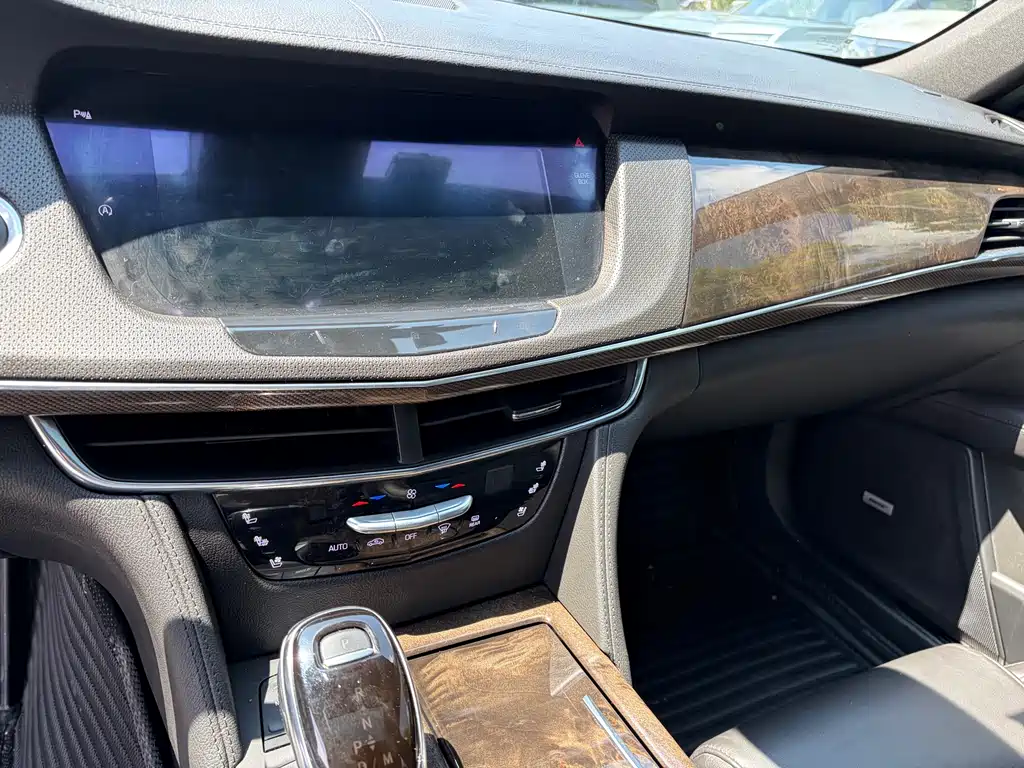 Cadillac CT6 28 T Luxury