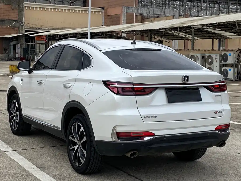 Changan CS85 Coupe 1.5 T DCT CN-VI