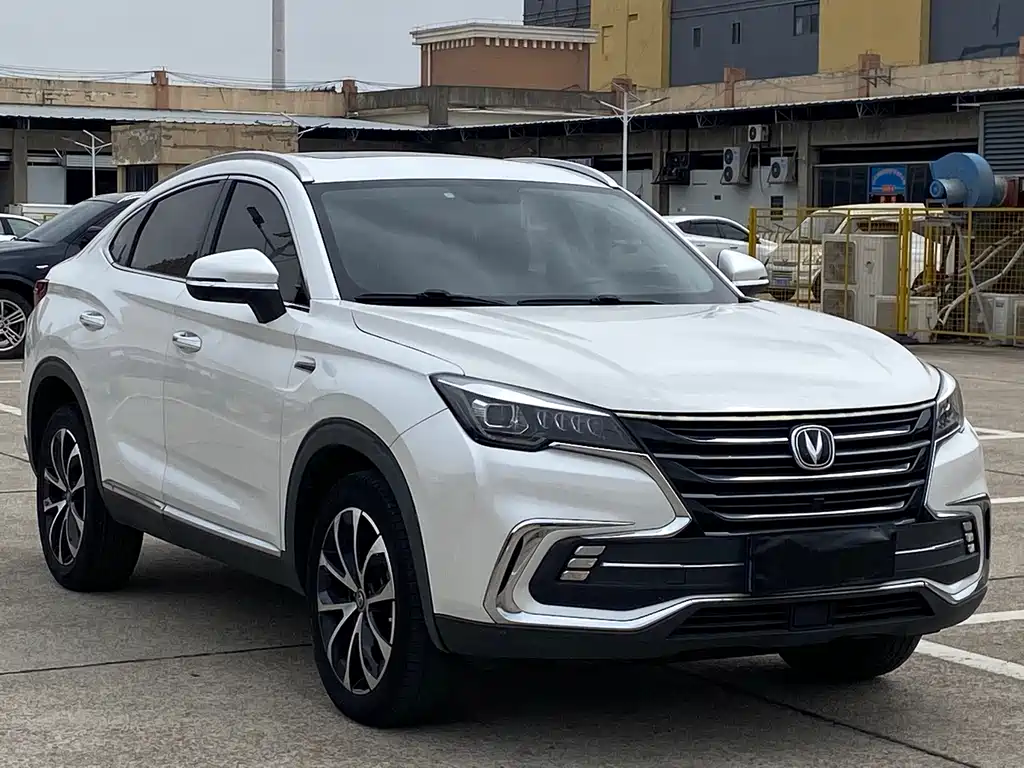 Changan CS85 Coupe 1.5 T DCT CN-VI