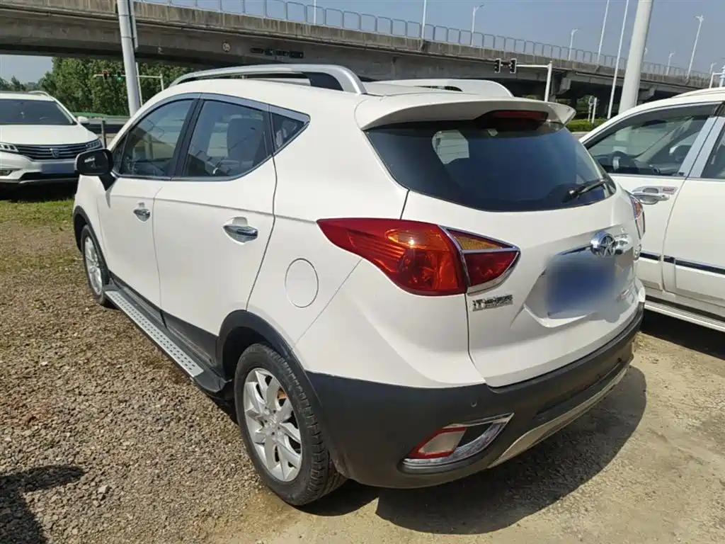 Refine S3 1.5 L CVT Luxury Smart