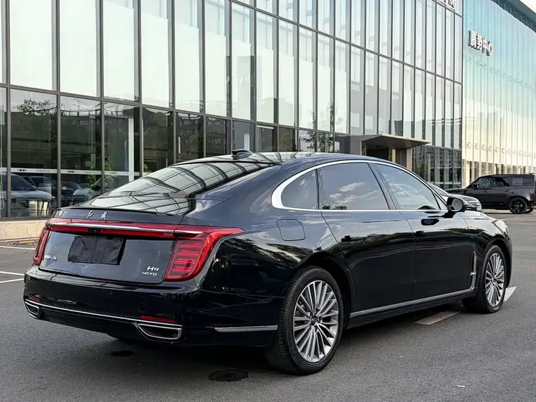 Hongqi H9 2.0 T Connected Flagship Enjoyment