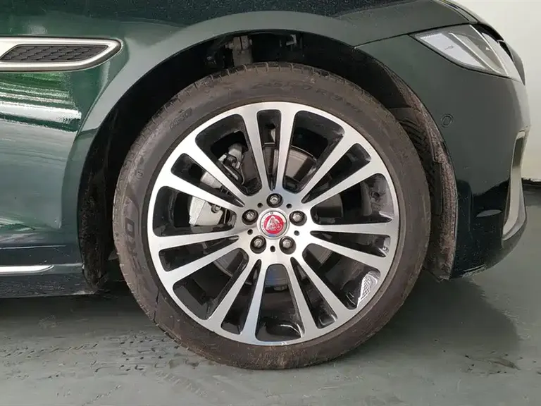 Jaguar XFL 2.0 T P250 2 WD Premium Luxury