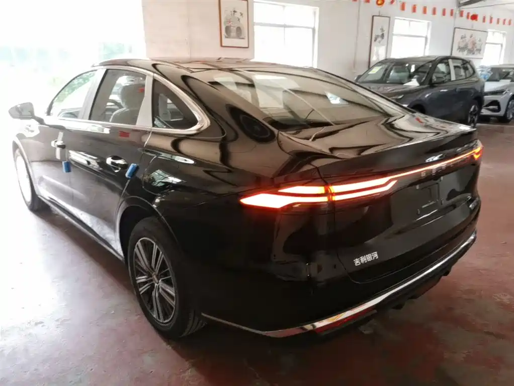 Galaxy Xingyao 6 125 km Explorer +