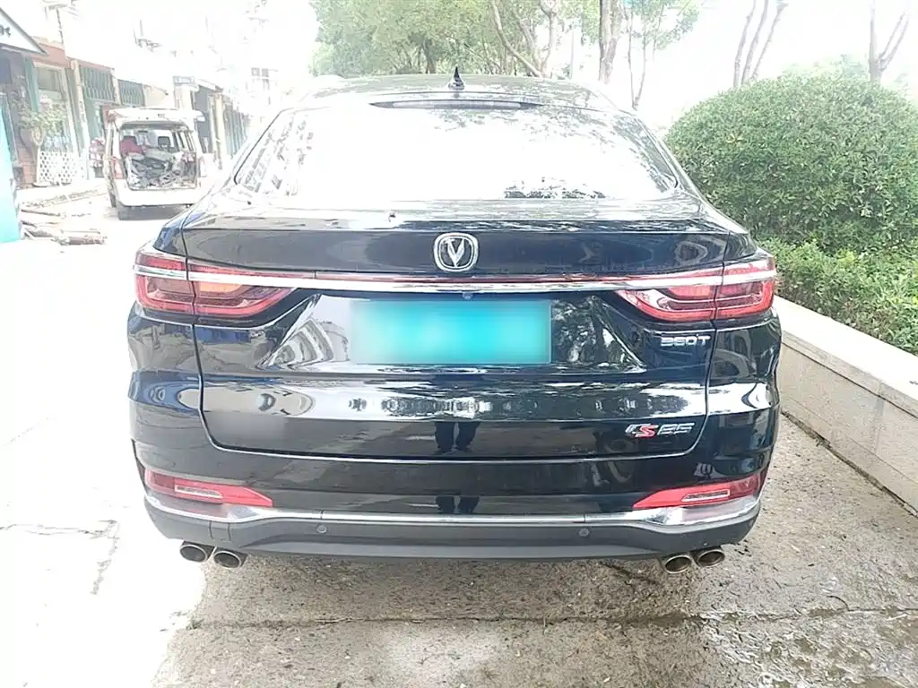 Changan CS85 Coupe 长安CS85 COUPE 2019款 2.0 T 自动品版 国VI