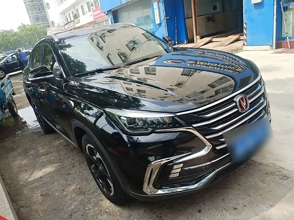 Changan CS85 Coupe 长安CS85 COUPE 2019款 2.0 T 自动品版 国VI