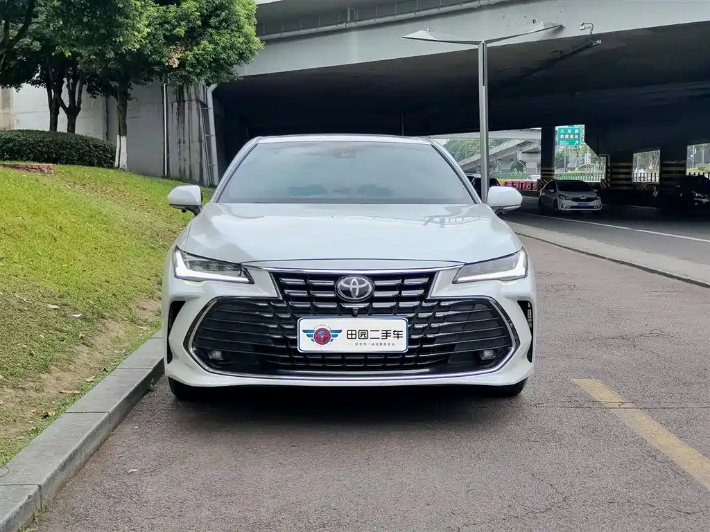 Avalon 2.0 L Select