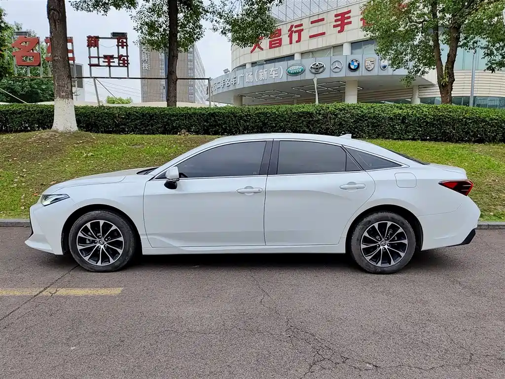 Avalon 2.0 L Select