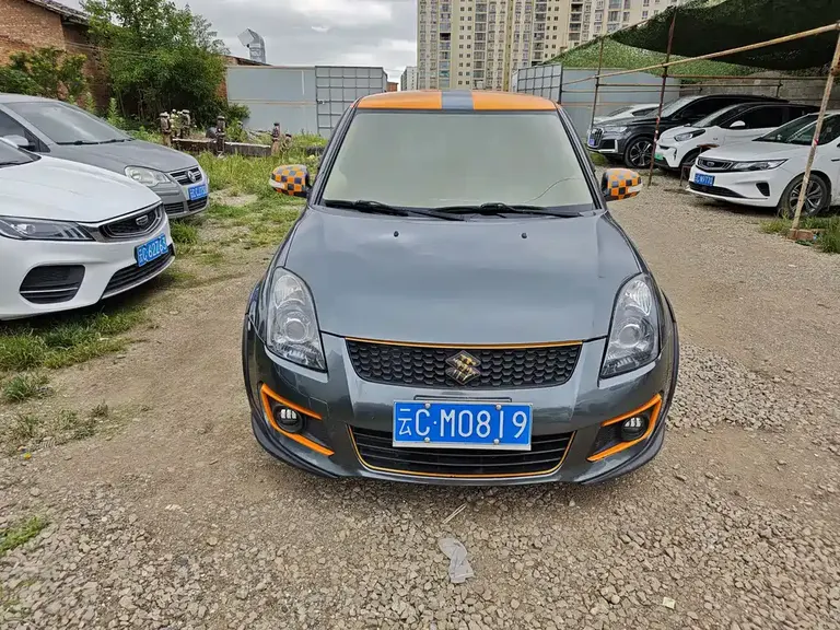 Suzuki Swift 1.5 L Manual Fashion
