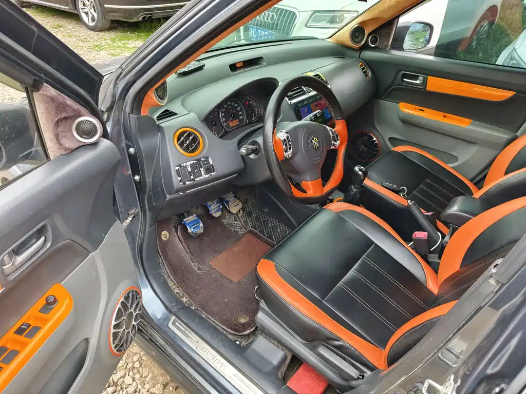 Swift 1.5 L Manual Fashion