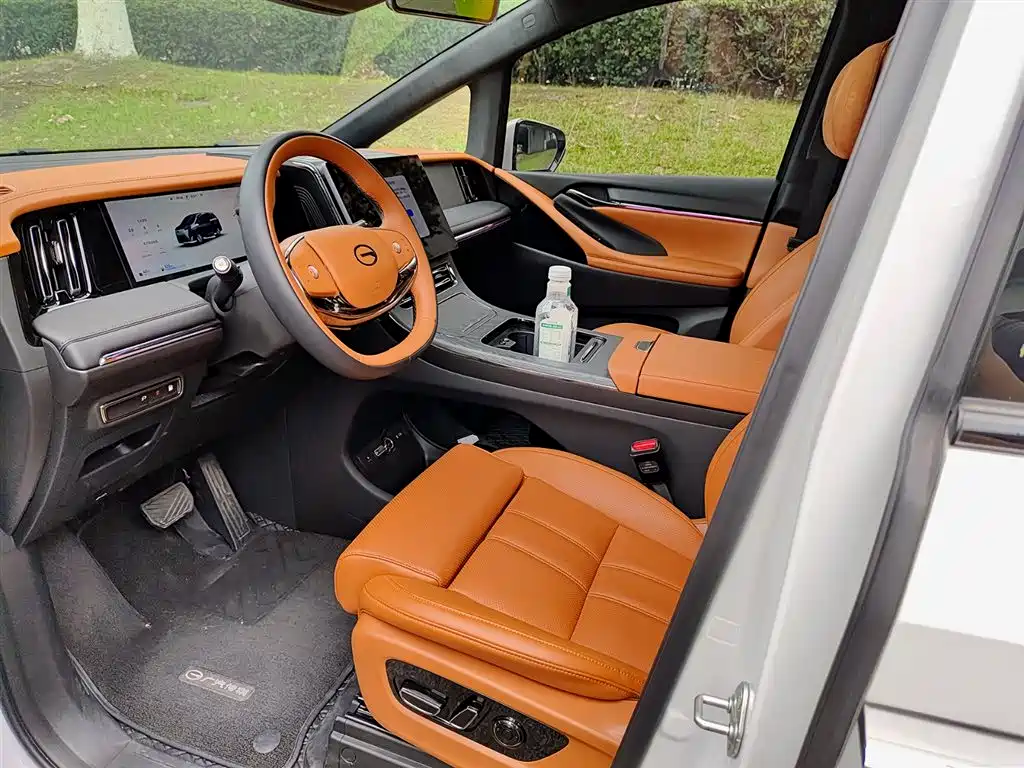 Trumpchi Xiangwang M8 Qiankun Series Ultra First Class