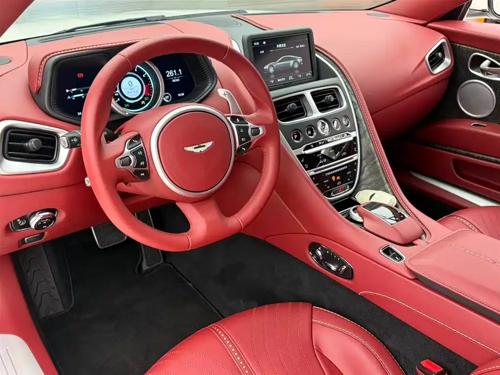 Aston Martin DB11 4.0 T V8 Coupe