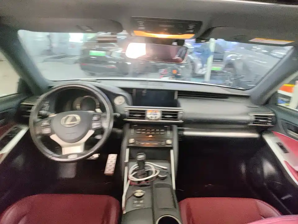 Lexus IS 300 F SPORT