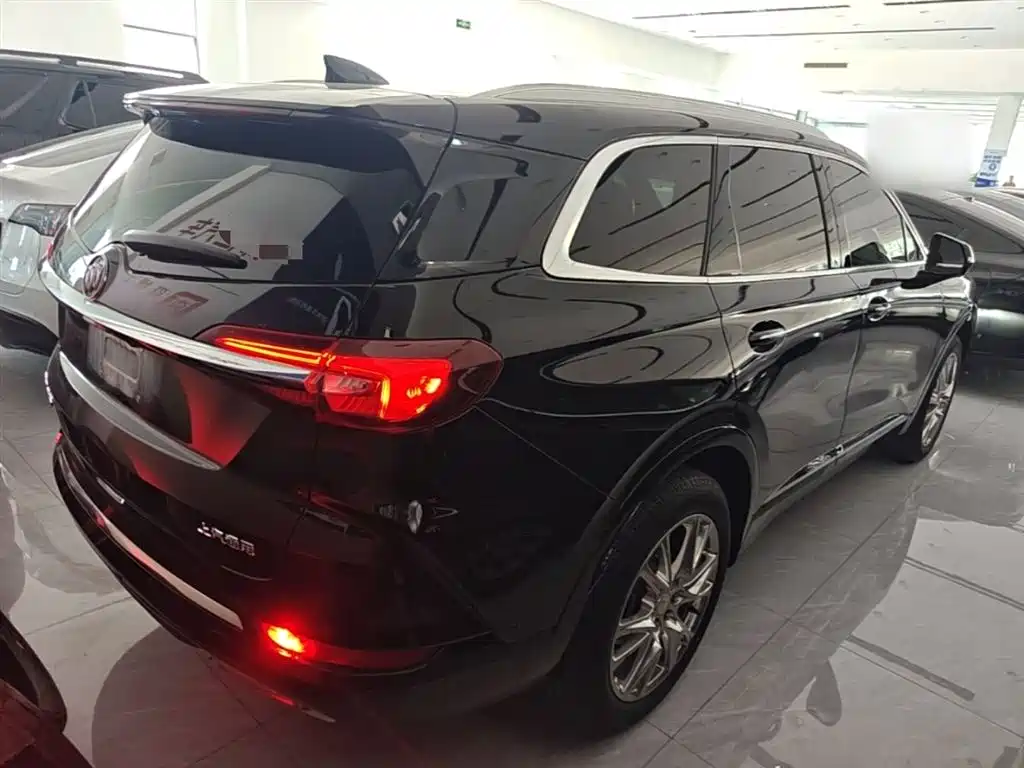 Enclave 652 T 4 WD Premium Flagship 7-seat