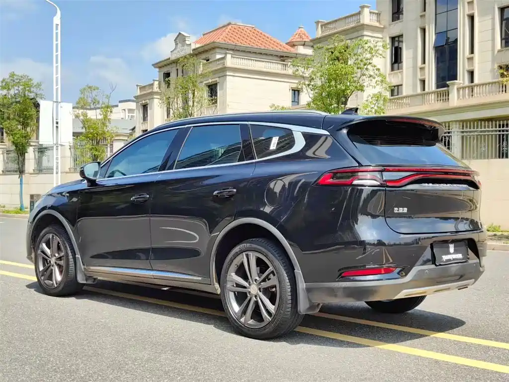 Tang 2.0 T Auto Flagship