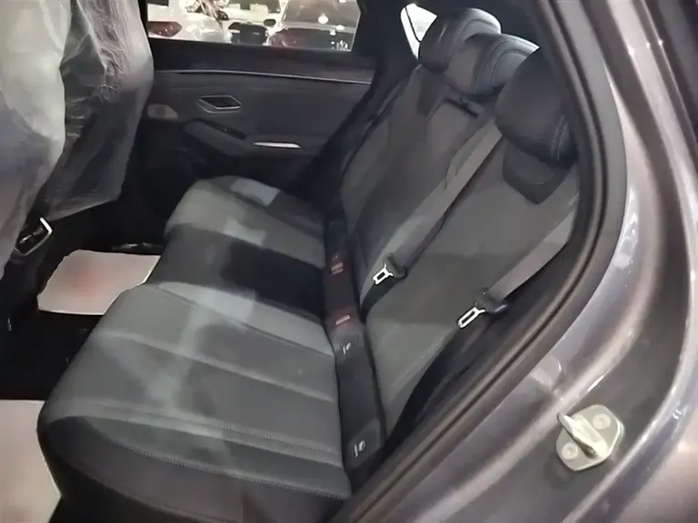 BYD Qin L DM-i Smart Drive 120 KM Transcend