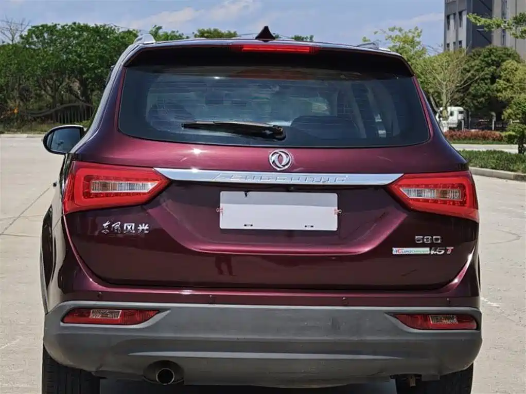 Fengguang 580 Facelift 1.5 T CVT Luxury