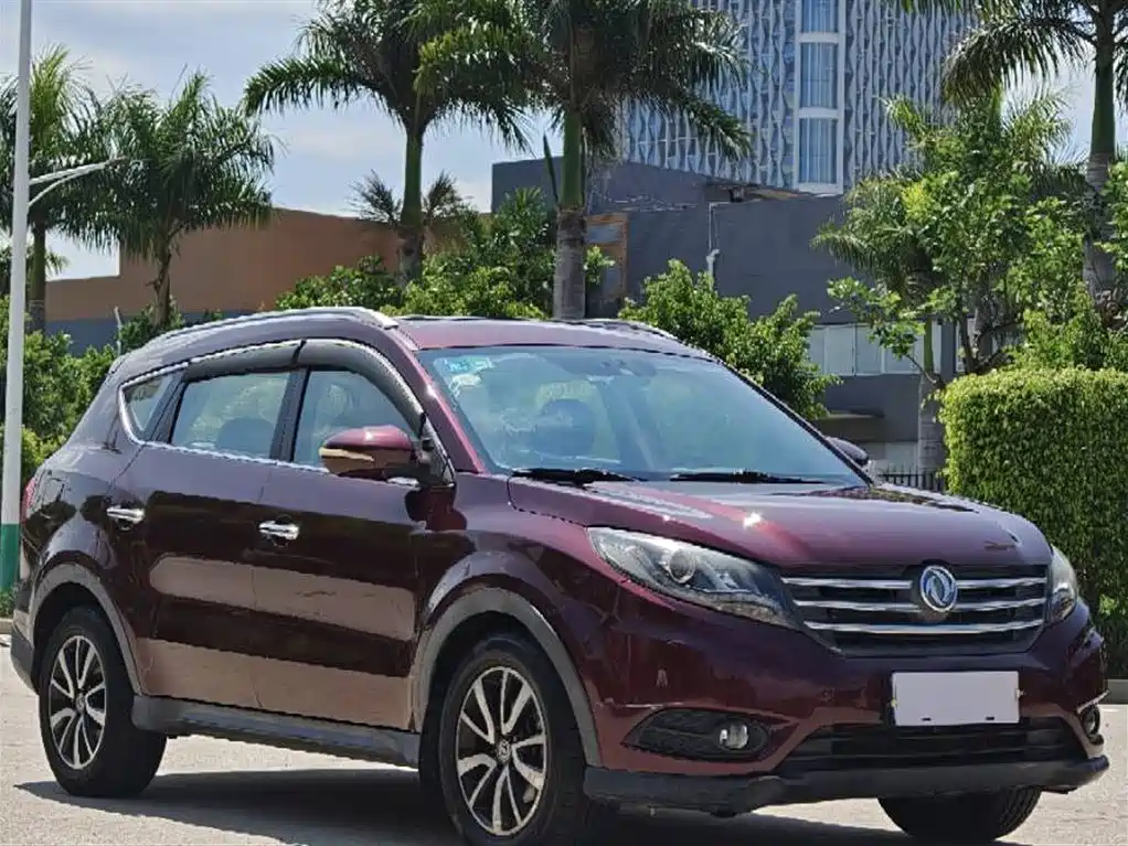 Fengguang 580 Facelift 1.5 T CVT Luxury